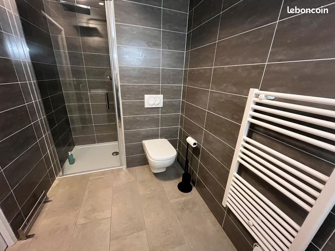 Appartement à louer, 37m², Marseille 8ème