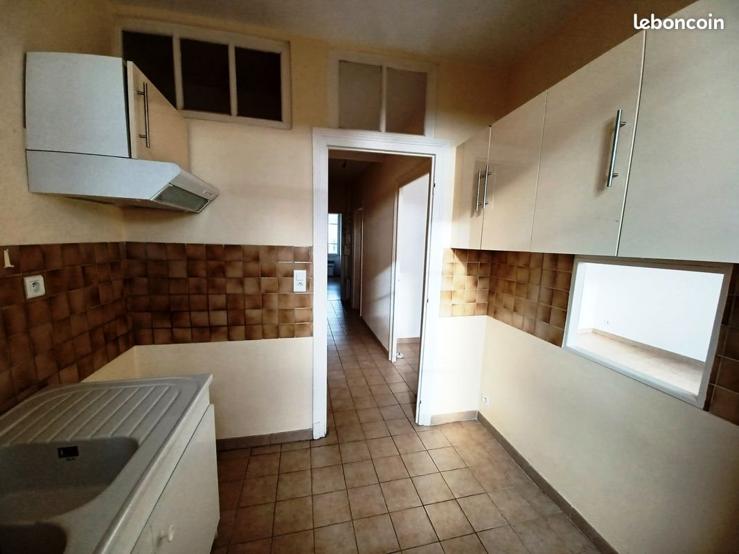 Appartement à louer, 53m², Mauriac