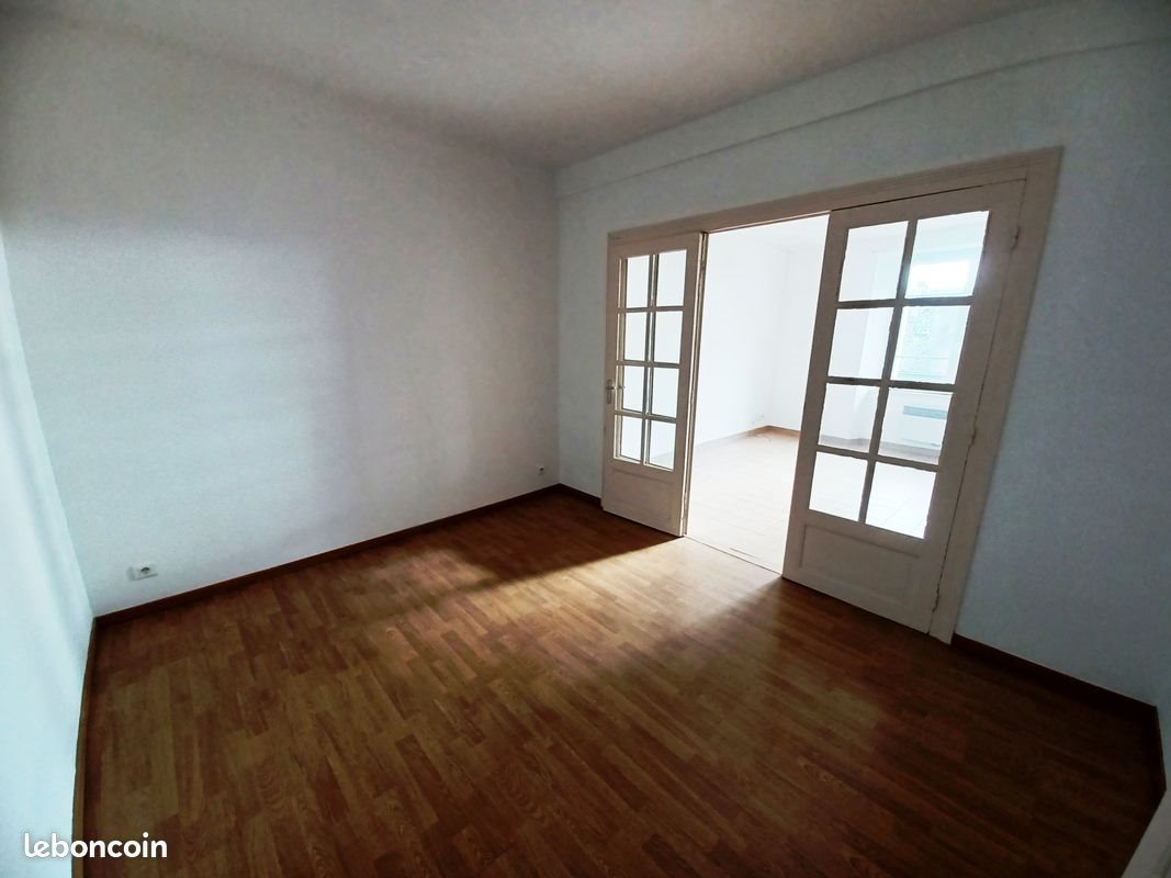 Appartement à louer, 53m², Mauriac
