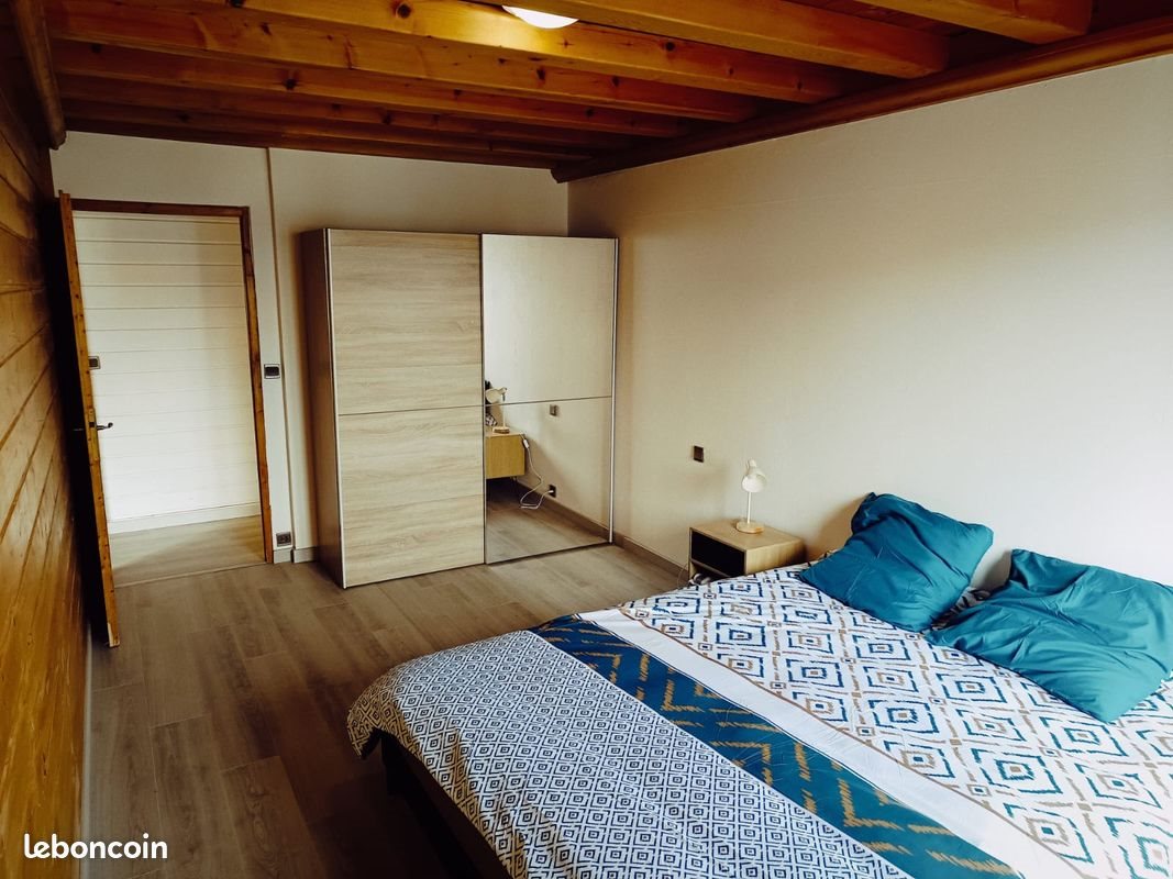 Appartement à louer, 65m², Etaux