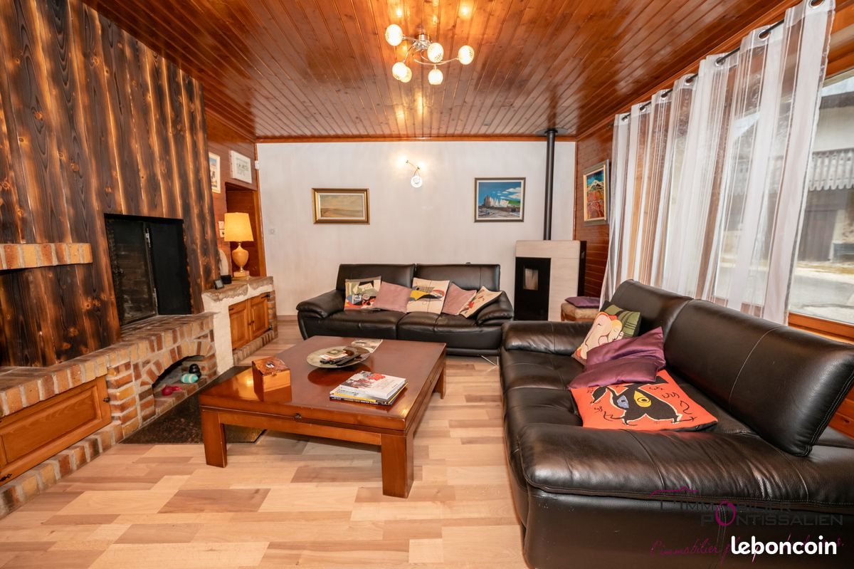 Maison à vendre, 167m², Ouhans