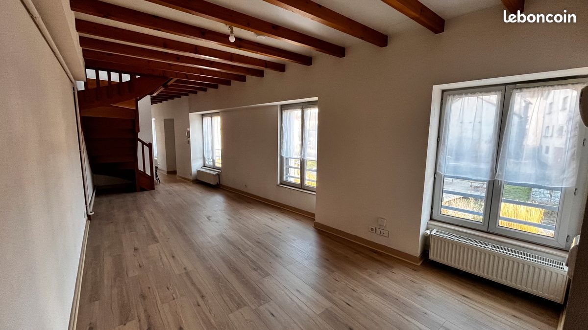 Appartement à louer, 71m², Arbois