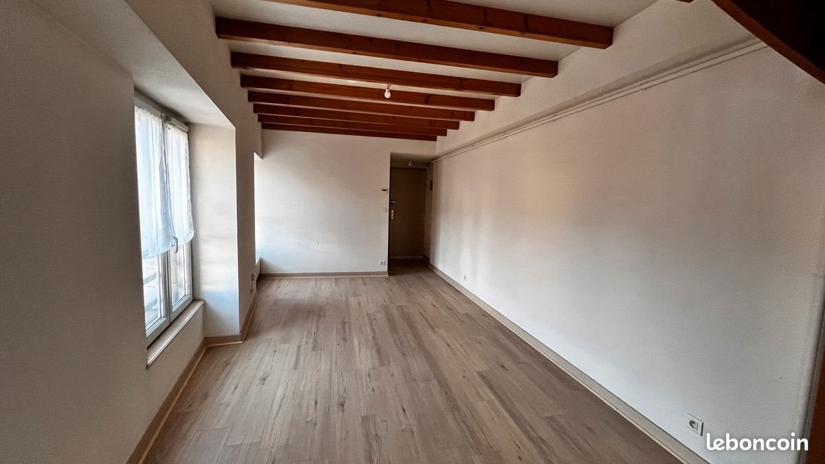 Appartement à louer, 71m², Arbois
