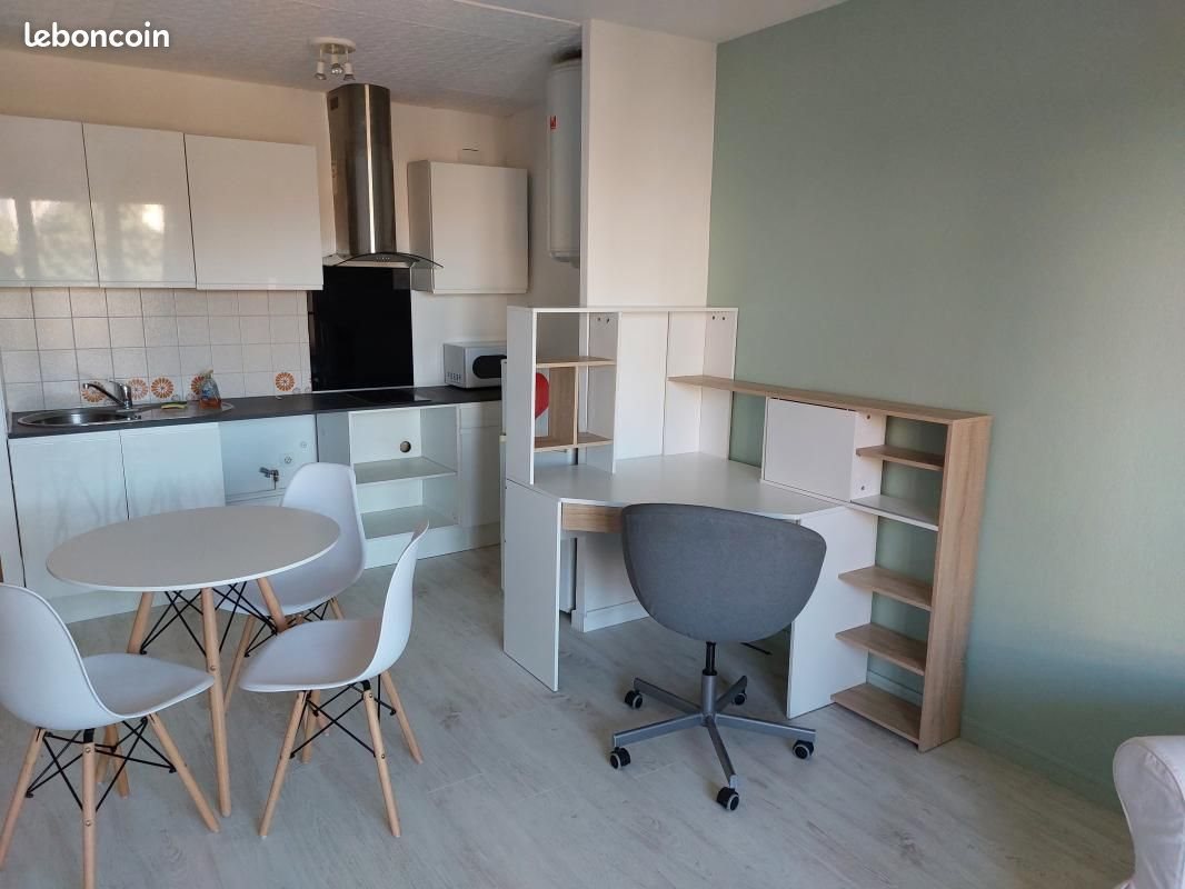 Appartement à louer, 28m², Marseille 3ème