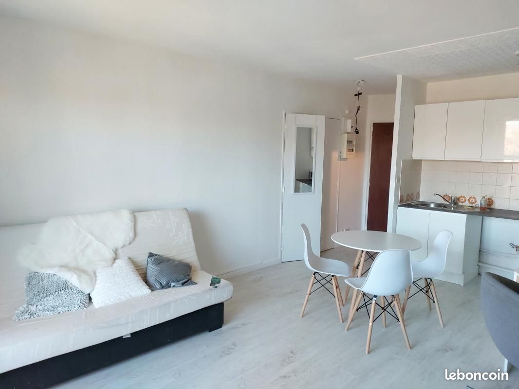 Appartement à louer, 28m², Marseille 3ème
