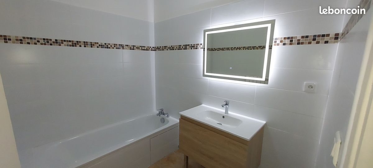 Maison à louer, 70m², Toulon