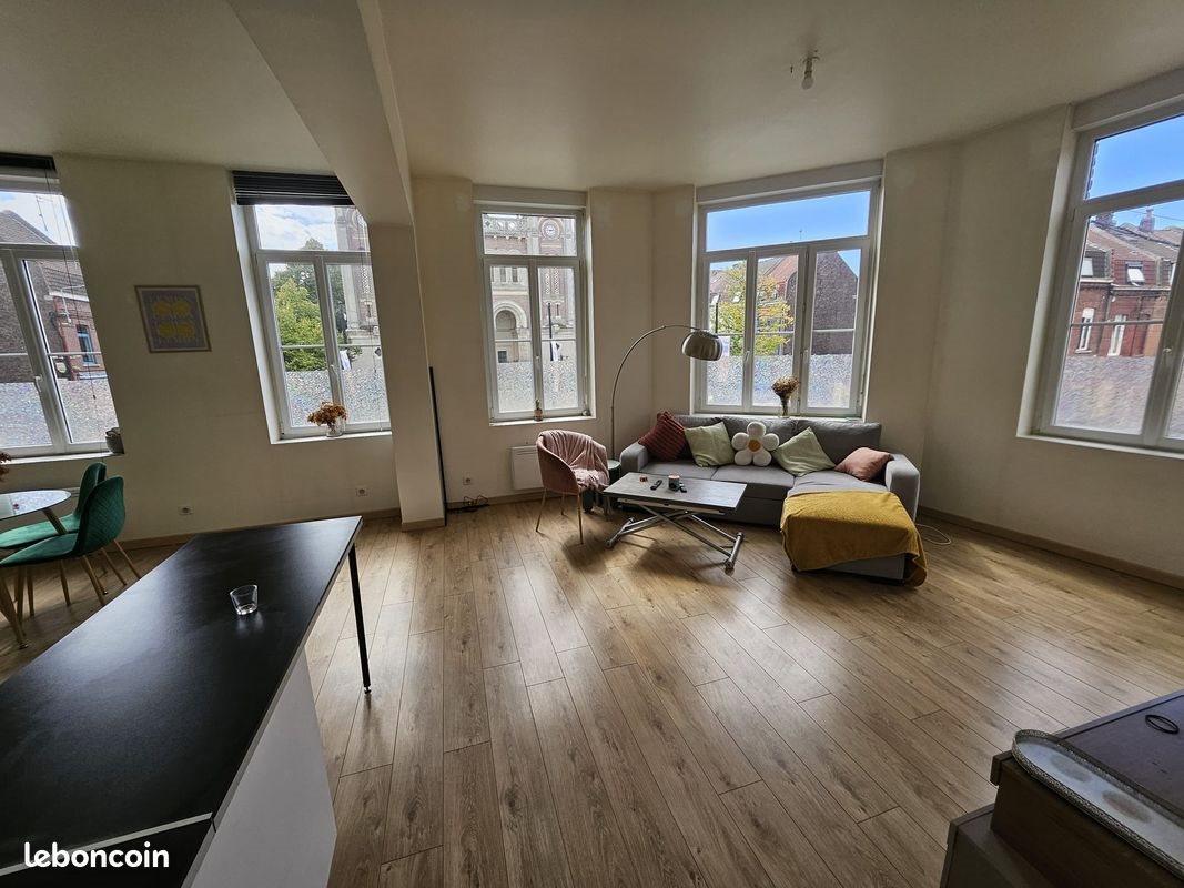 Appartement à louer, 72m², Croix