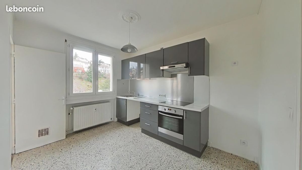 Appartement à louer, 84m², Saint-Jean-Bonnefonds