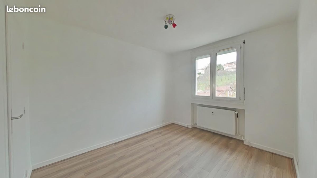 Appartement à louer, 84m², Saint-Jean-Bonnefonds