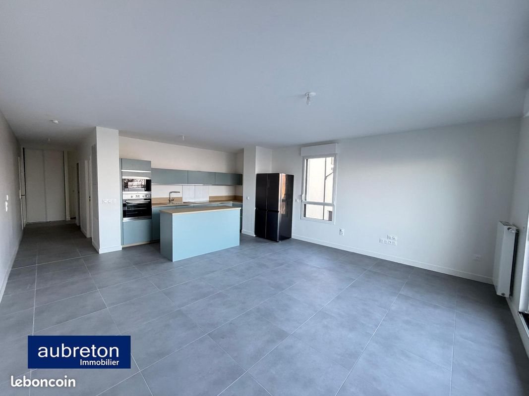 Appartement à louer, 72m², Seyssins