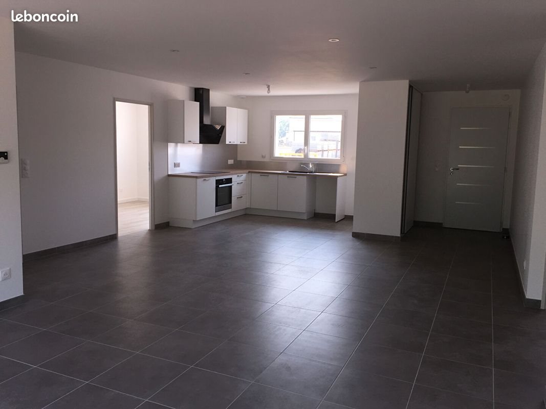 Maison à vendre, 91m², Pont-Saint-Martin