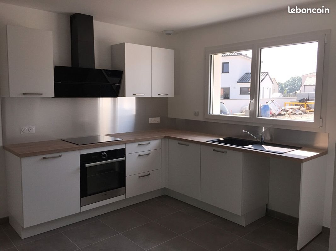 Maison à vendre, 91m², Pont-Saint-Martin