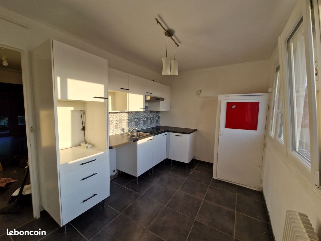 Appartement à louer, 46m², Meyzieu