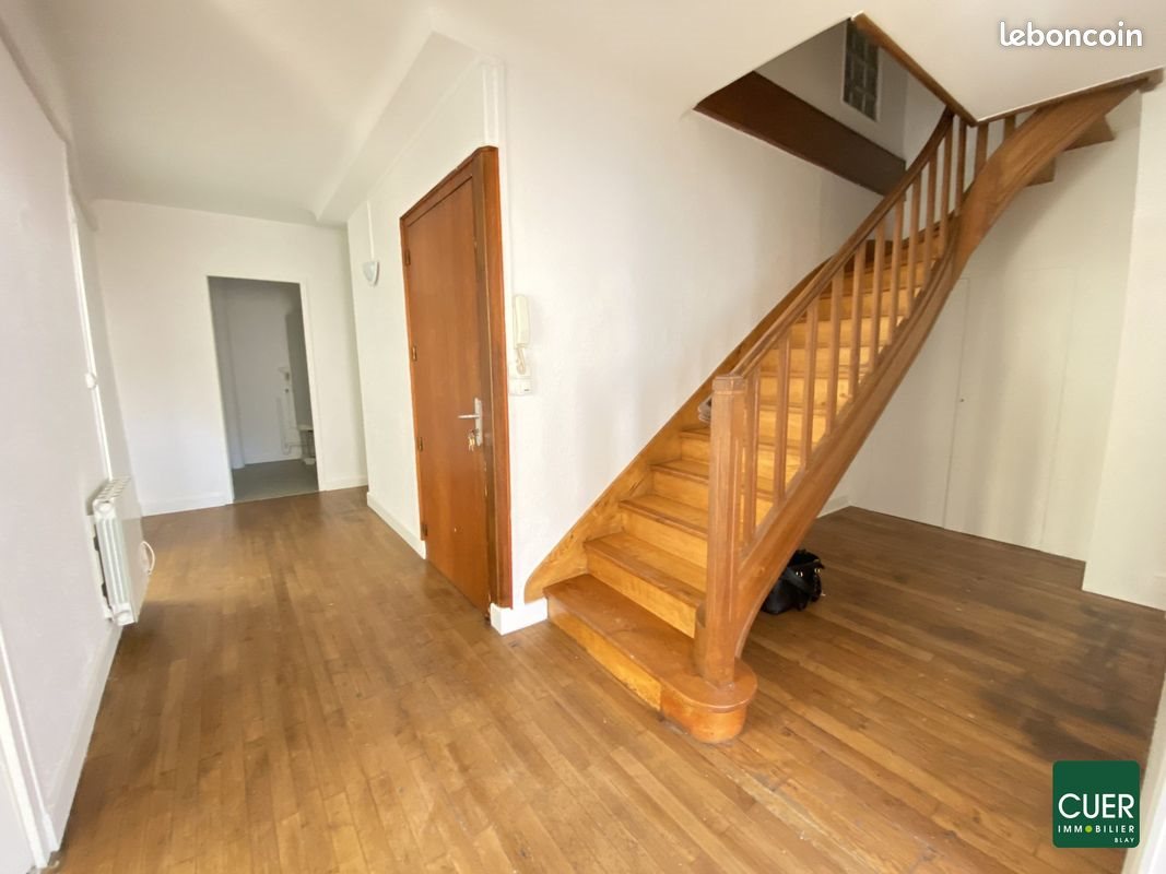 Appartement à louer, 118m², Etables