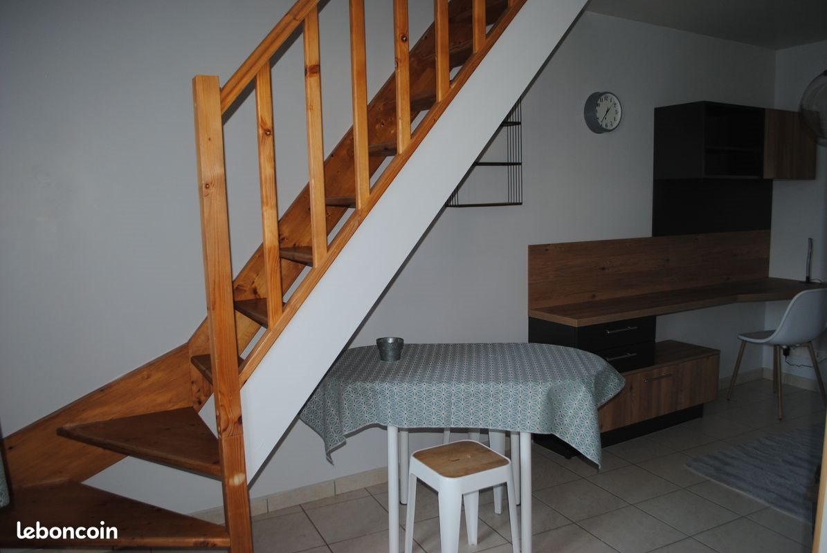Appartement à louer, 32m², Plachy-Buyon