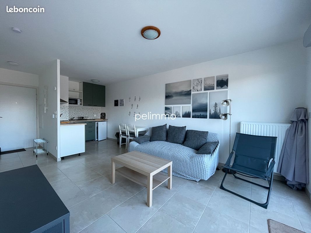 Appartement à louer, 40m², Lambesc