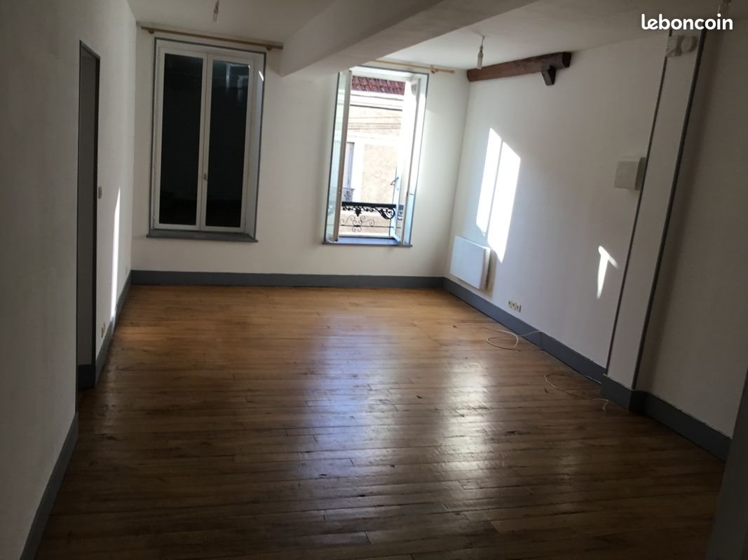 Appartement à louer, 80m², Rebais