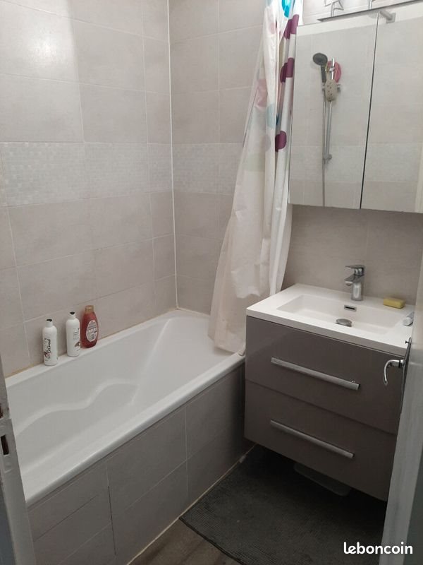 Appartement à louer, 47m², Raismes