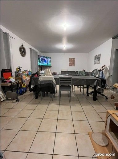 Maison à louer, 138m², Prahecq