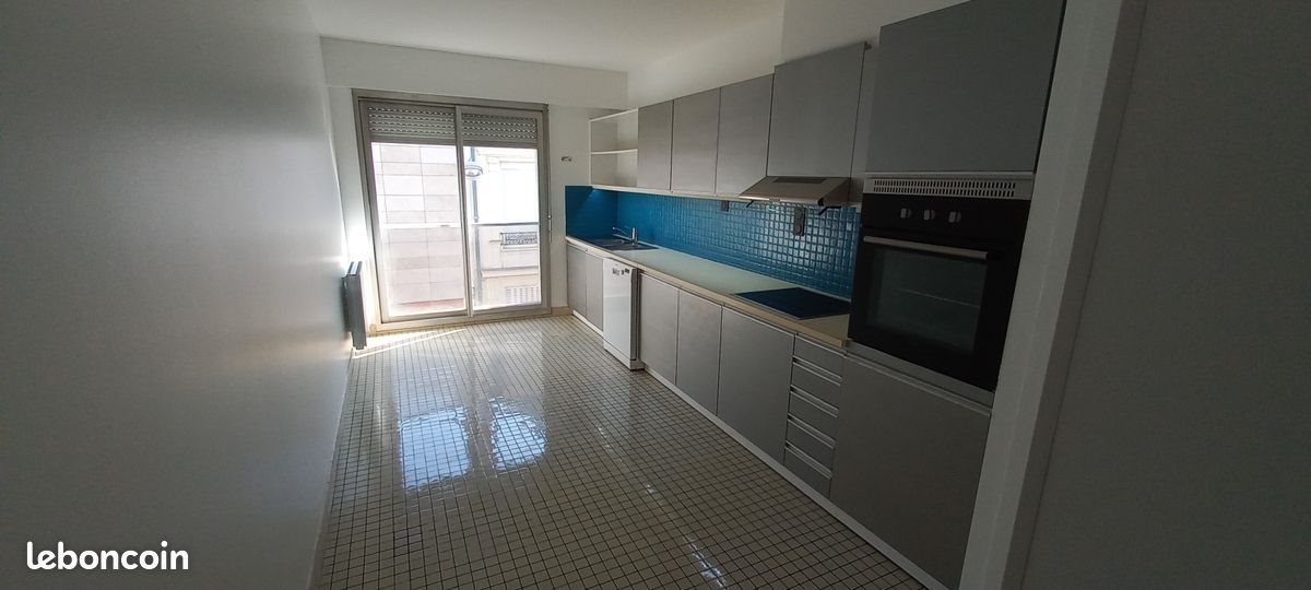 Appartement à louer, 82m², Reims