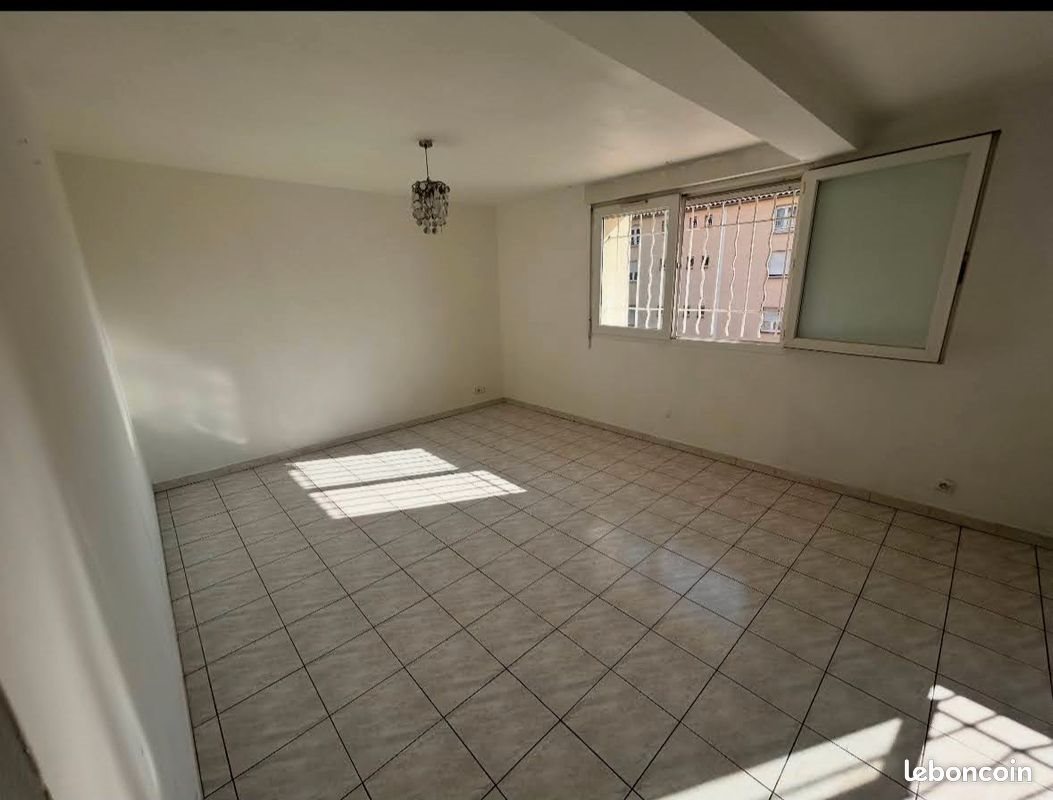 Appartement à louer, 83m², Marseille 14ème