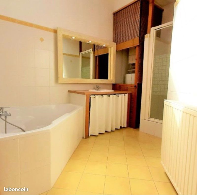 Appartement à louer, 88m², Pau