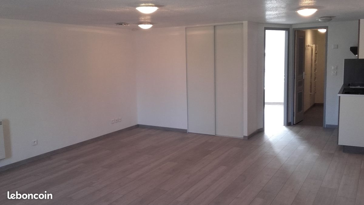 Appartement à louer, 49m², Foucherans