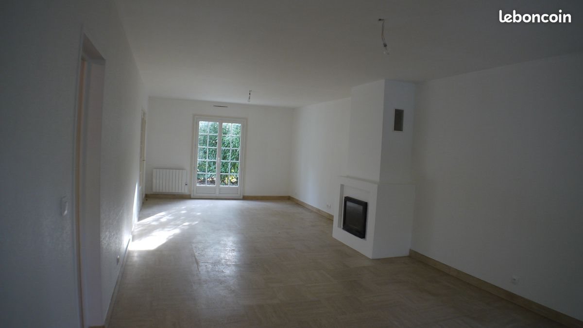 Maison à louer, 195m², Buc