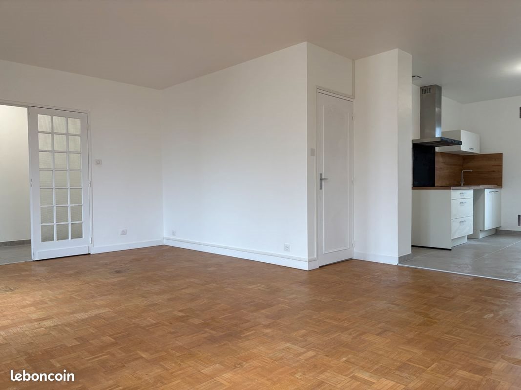 Maison à louer, 130m², Condat-sur-Vienne