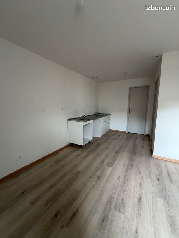 Appartement à louer, 40m², Thiers