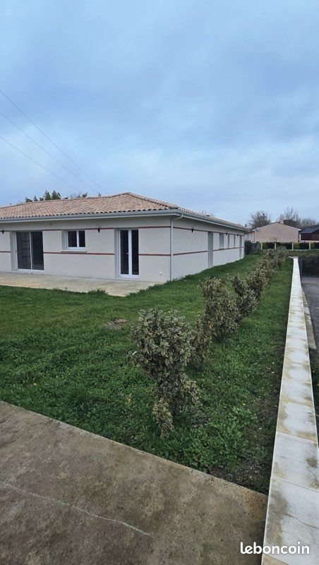 Maison à louer, 217m², Saint-André-de-Cubzac