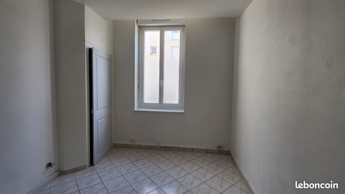 Appartement à louer, 43m², Saint-Fons
