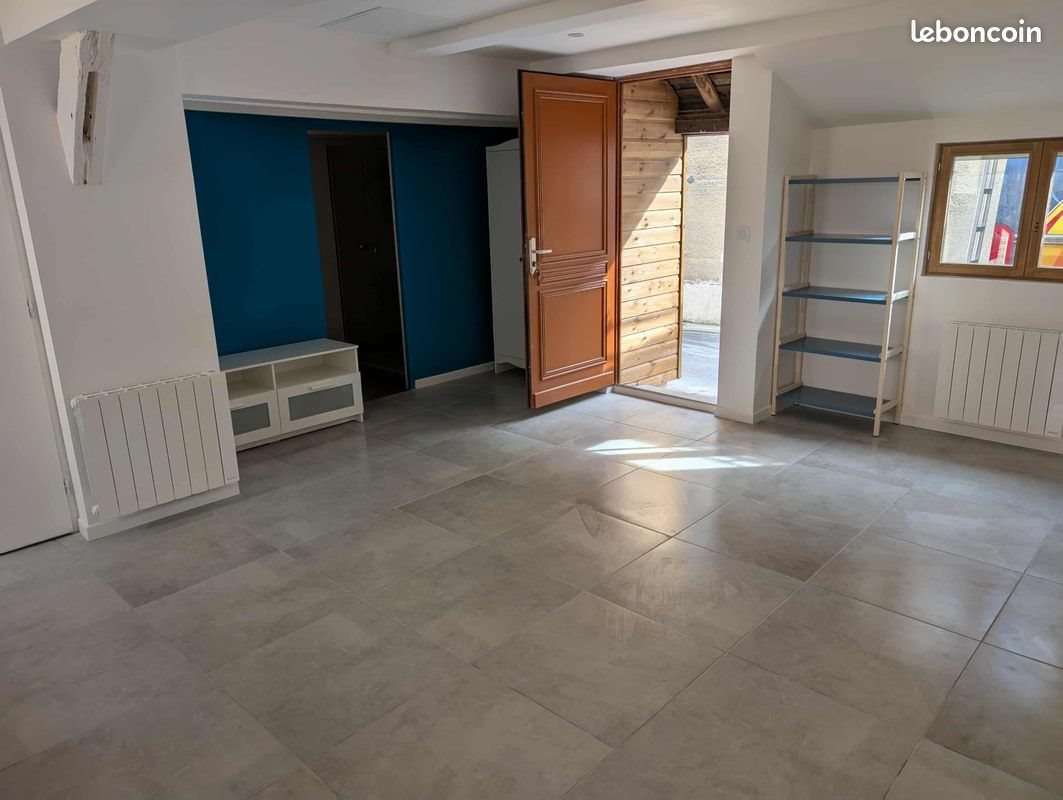 Appartement à louer, 35m², Breteuil