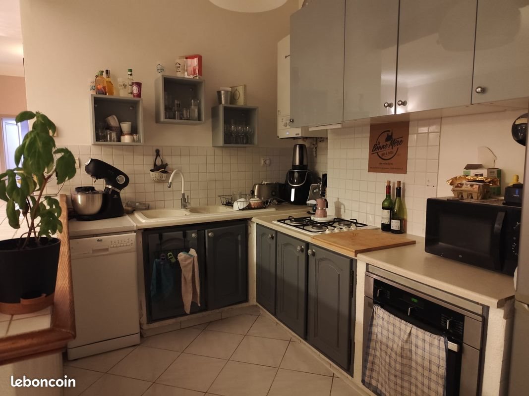Appartement à louer, 64m², Marseille 2ème