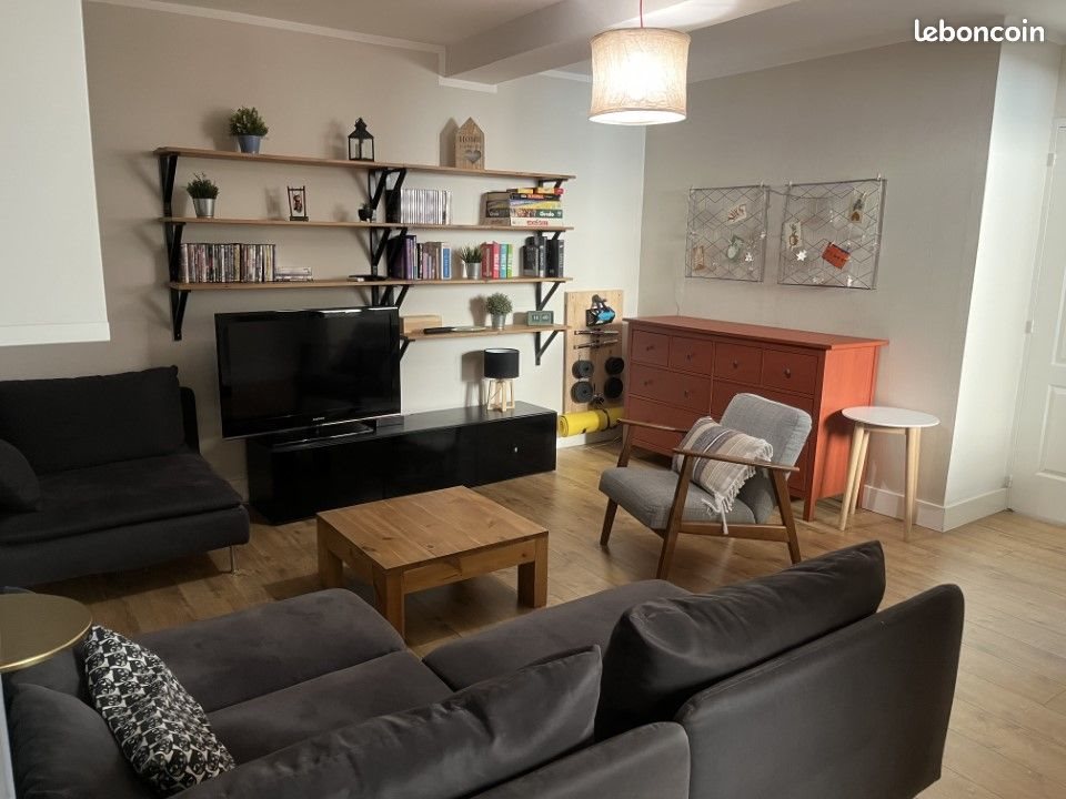 Appartement à louer, 62m², Nîmes