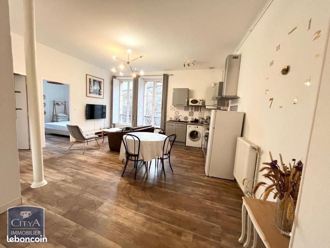 Appartement à louer, 60m², Sarlat-la-Canéda