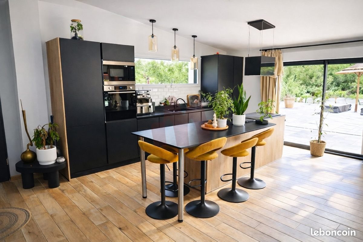 Maison à vendre, 165m², Rochefort-du-Gard