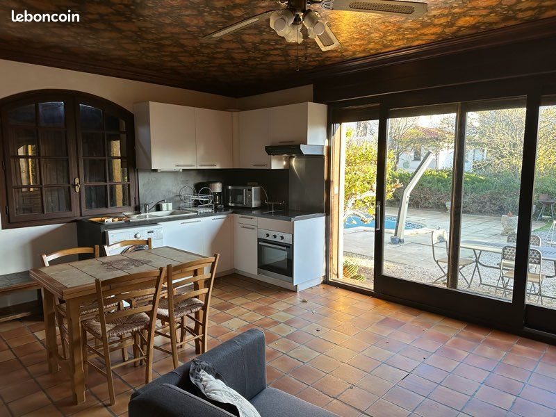 Appartement à louer, 65m², Canohès