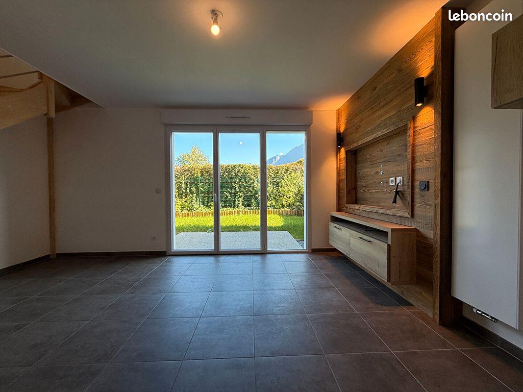 Maison à louer, 57m², Saint-Pierre-en-Faucigny