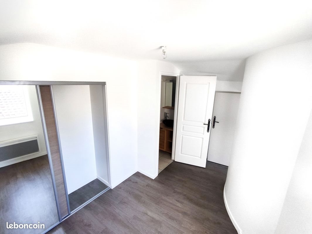 Appartement à louer, 21m², Riom