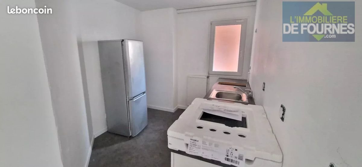 Appartement à louer, 52m², Santes