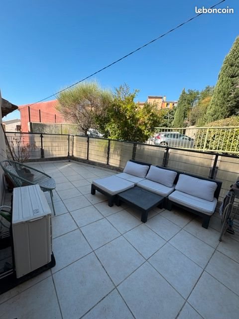 Appartement à louer, 60m², Pourrières