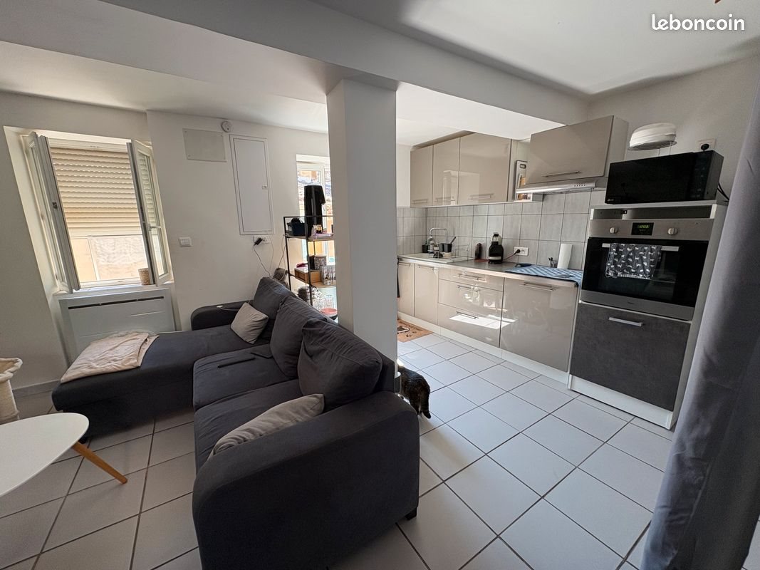 Appartement à louer, 60m², Pourrières