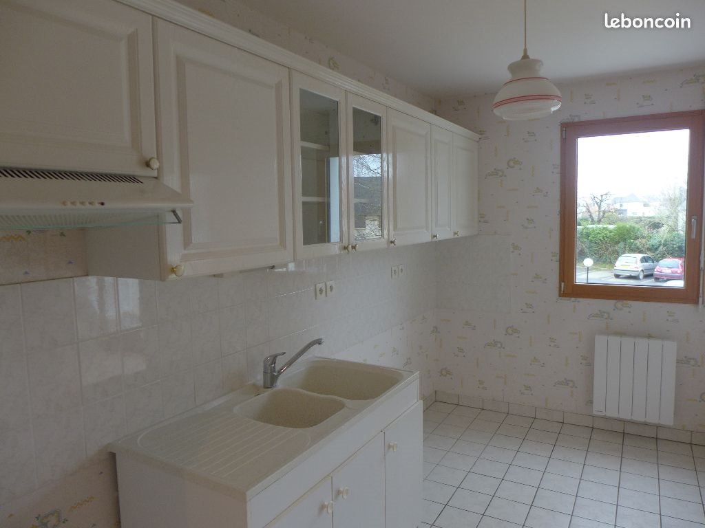 Appartement à louer, 48m², Romillé