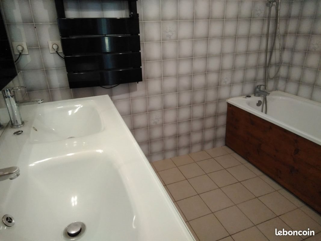 Appartement à louer, 95m², Charolles