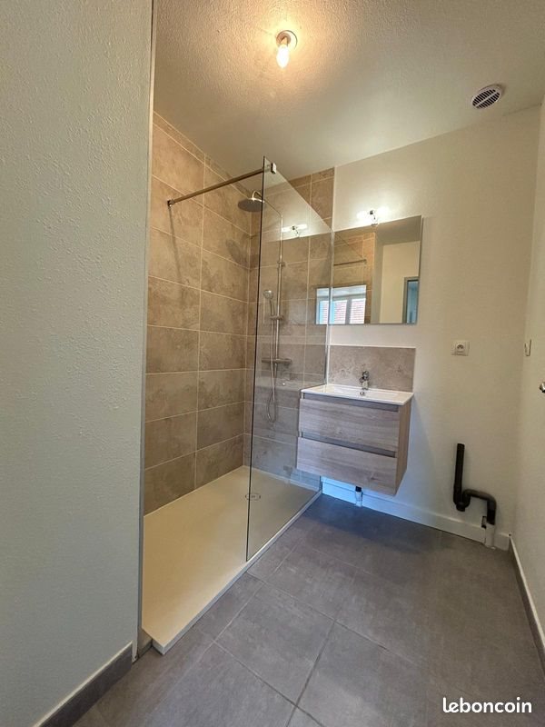 Appartement à louer, 65m², Roche-lez-Beaupré