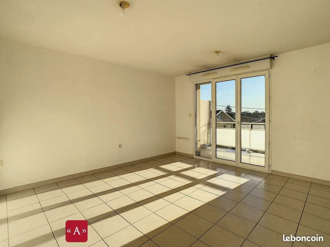 Appartement à louer, 43m², Saint-Sulpice