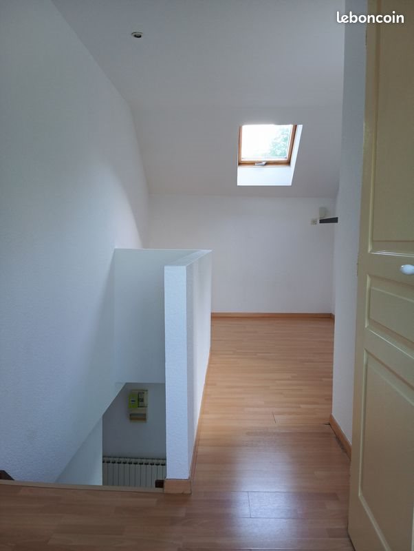 Appartement à louer, 29m², Saint-Egrève