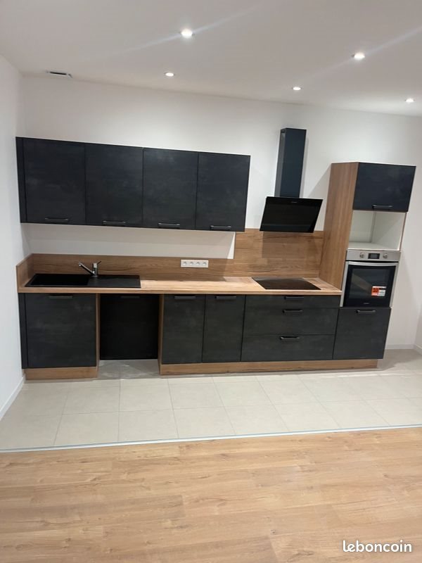 Appartement à louer, 110m², Belley