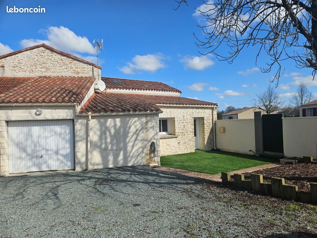 Maison à louer, 72m², Sainte-Cécile
